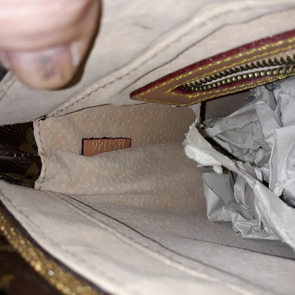 Purse - Picture 2 of 4